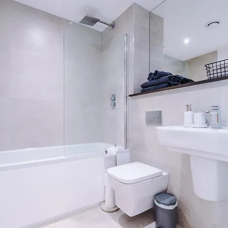 1br, Free Wi-fi, Stay, Richmond Hill Διαμέρισμα *